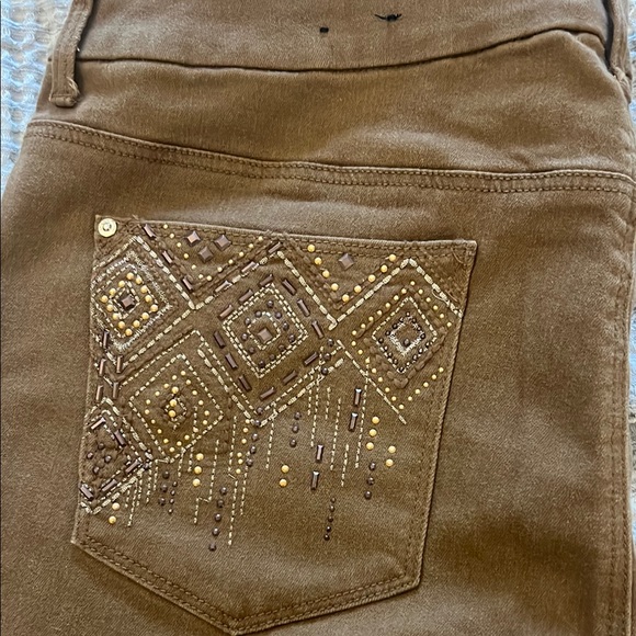 Brown Straight Leg Jeans with Embroidered Design - Picture 2 of 6